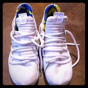 Nike Kevin Durant size 4.5